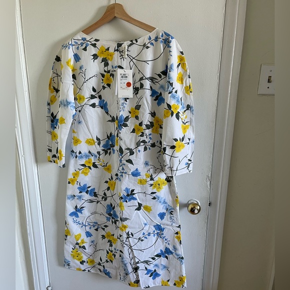 Salvatore Ferragamo floral shift dress NWT sz 42 - Picture 3 of 5
